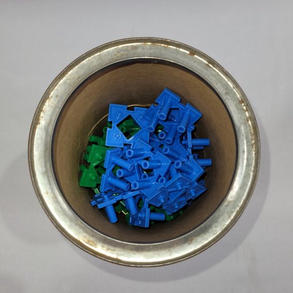 4-Fits Vintage Plastic Tower Building Toy Set 1970s HDC Industries - Picture 2 of 2